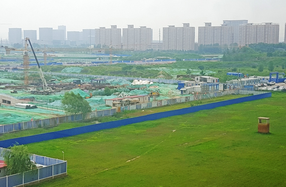 原創
            大陸新晉特大城市河南省會鄭州，人口破千萬GDP破萬億，發展勢頭迅猛 旅遊 第7張