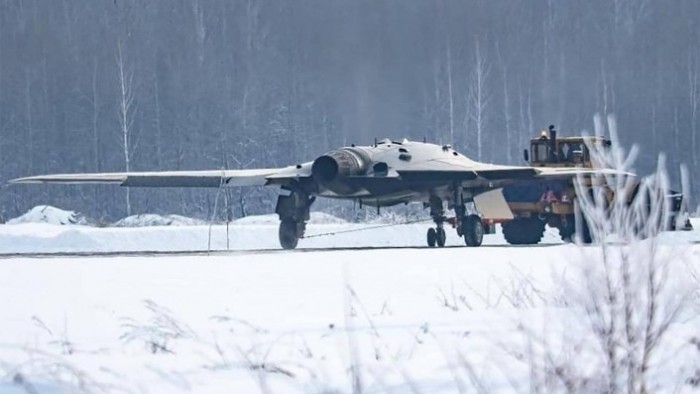 俄罗斯战斗机飞行员或将与人工智能僚机一起飞行