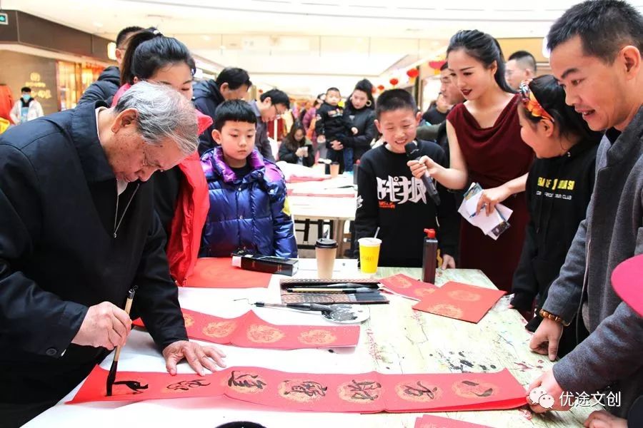 迎新纳福银川文化进商圈携书法名家送吉祥福星高照年味浓