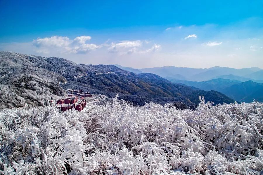 自驾路线: 长沙—长潭西—衡枣—永蓝高速—阳明山互通下—阳明山