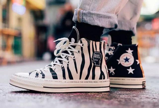 又要瞬間售罄的節奏！市價三千的 Converse 聯名竟然 「拆開」 發售！ 遊戲 第1張