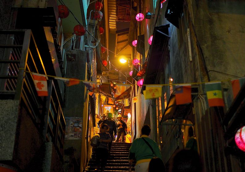 台灣九份豎崎路夜景，見證走過的風華年代 旅遊 第29張