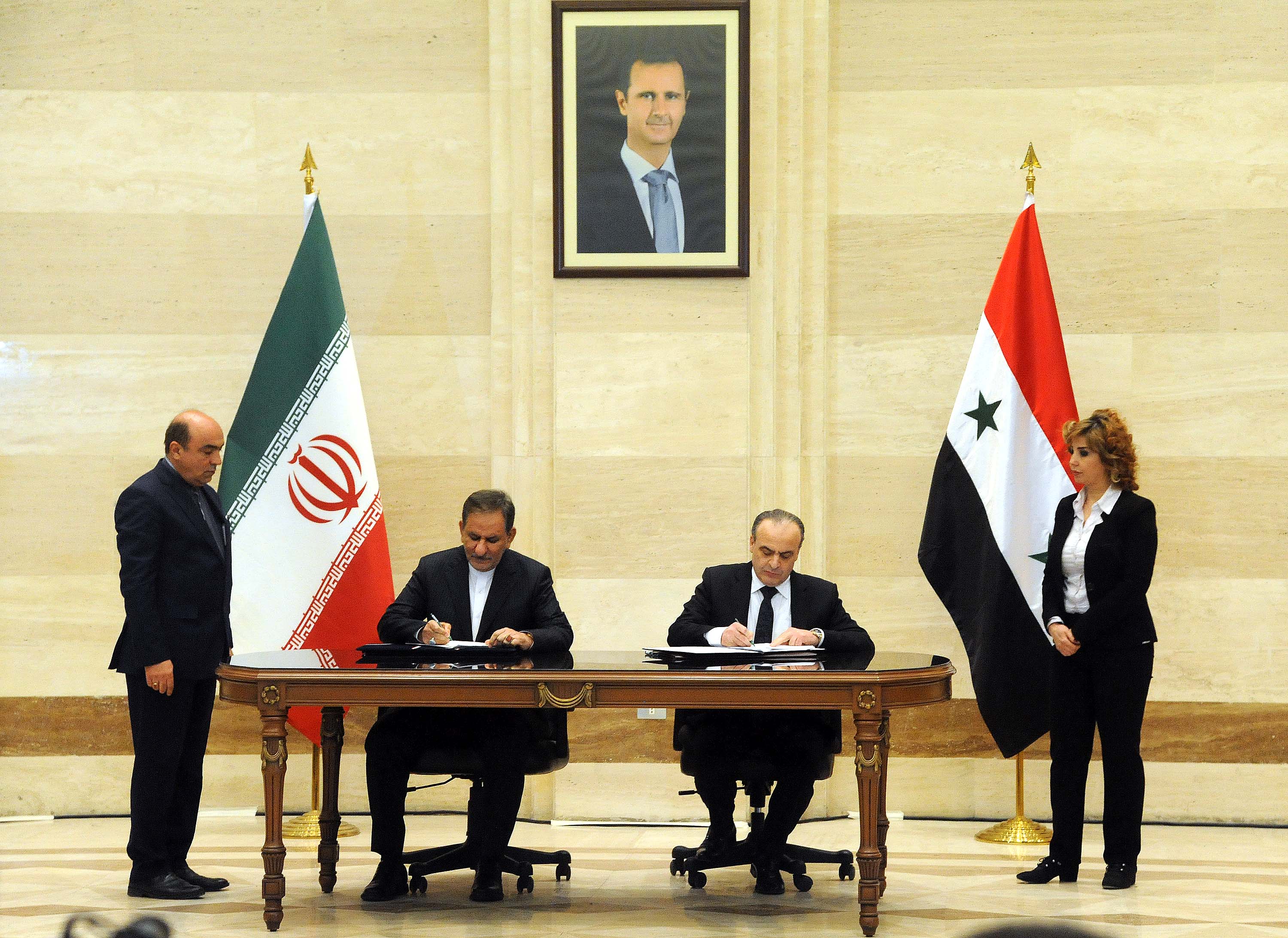 叙利亚同伊朗签订长期经济合作协议_伊马德·哈米斯