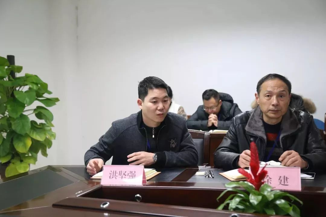 邵国龙局长走访调研市公共体育场馆管理中心,市全民健身指导中心