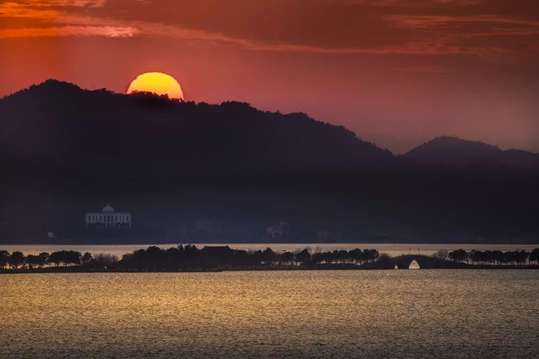 仑北人口_浙江北仑农商银行(2)