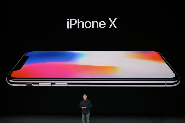 苹果公司自我审视 承认iphone定价过高 库克将考虑下调价格 服务