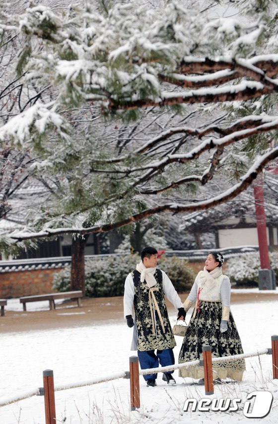 【組圖】全北韓屋村飄雪 浪漫與古色共存 國際 第6張