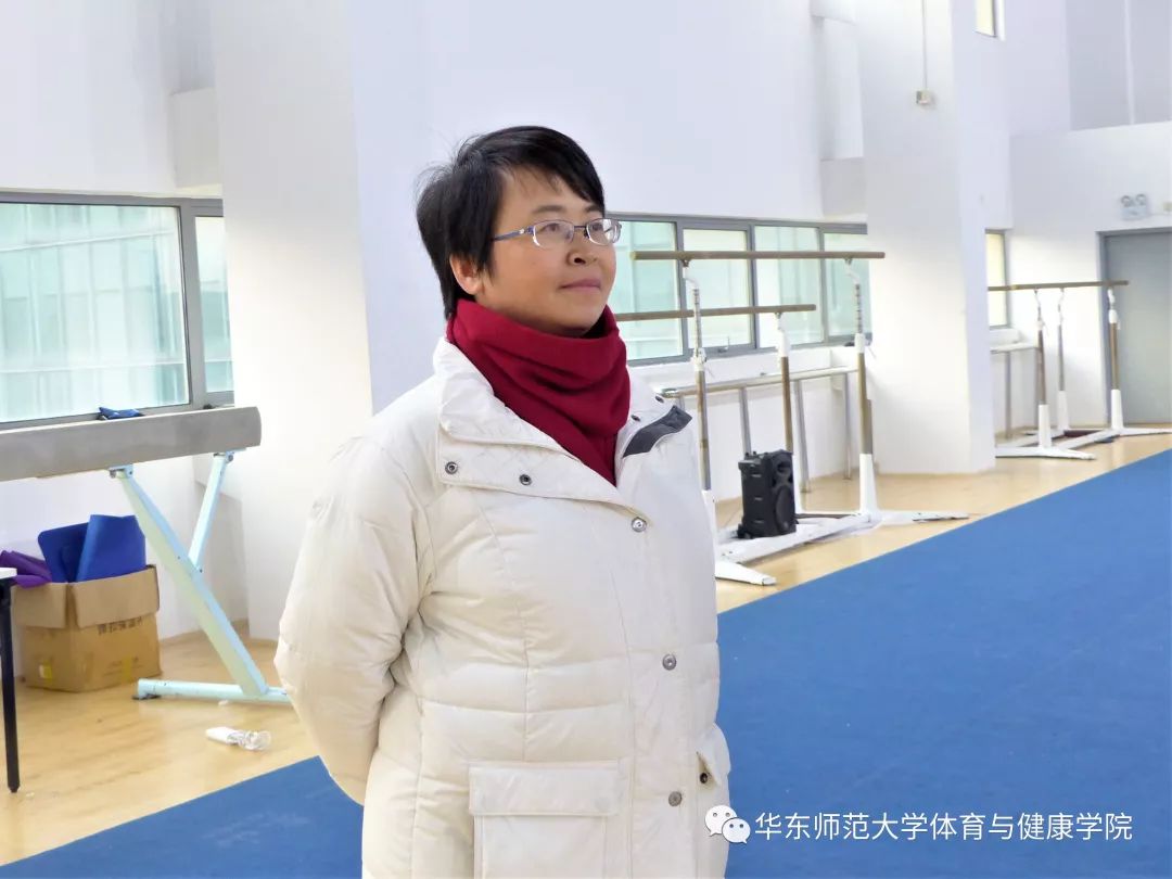 启程前,华东师范大学体育与健康学院院长季浏,院党委书记汪晓赞,副