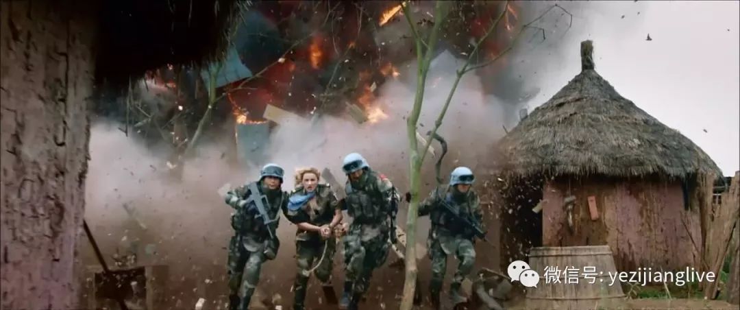 11.23公映【中國藍盔】從恐怖分子手中救出聯合國調查組 搞笑 第8張