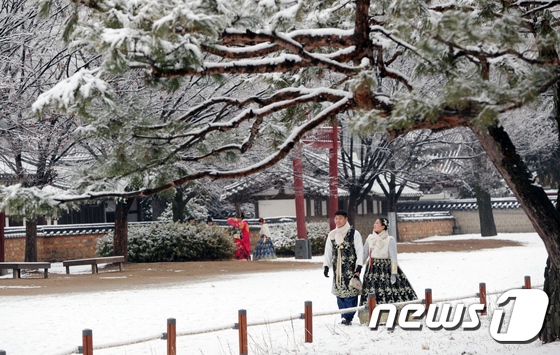 【組圖】全北韓屋村飄雪 浪漫與古色共存 國際 第13張