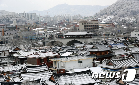 【組圖】全北韓屋村飄雪 浪漫與古色共存 未分類 第9張