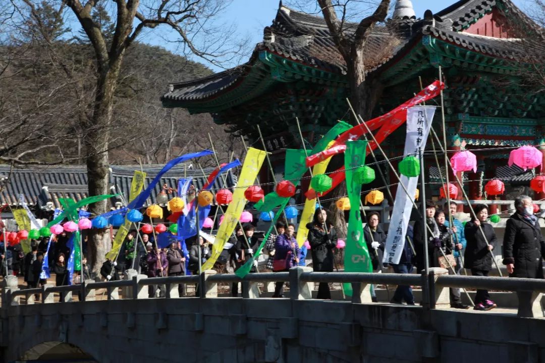 游在韩国别样春节体验尽在寺院寄宿迎新春活动