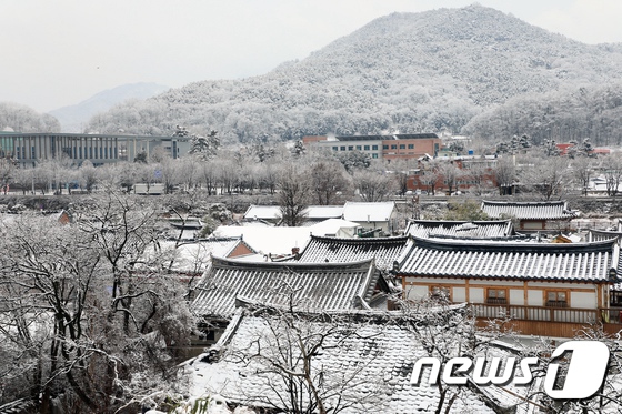 【組圖】全北韓屋村飄雪 浪漫與古色共存 未分類 第3張