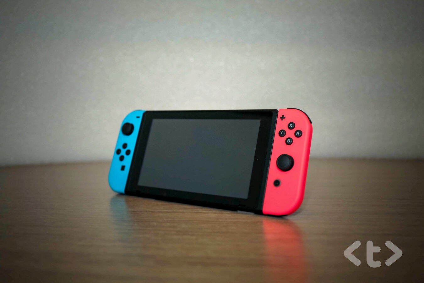 任天堂可能会推出一款更小更便宜的 Switch