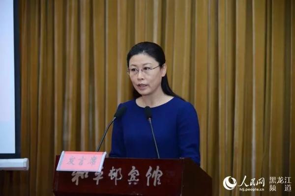 黑龙江女厅官高虹遭双开，履新仅两周即宣告落马 