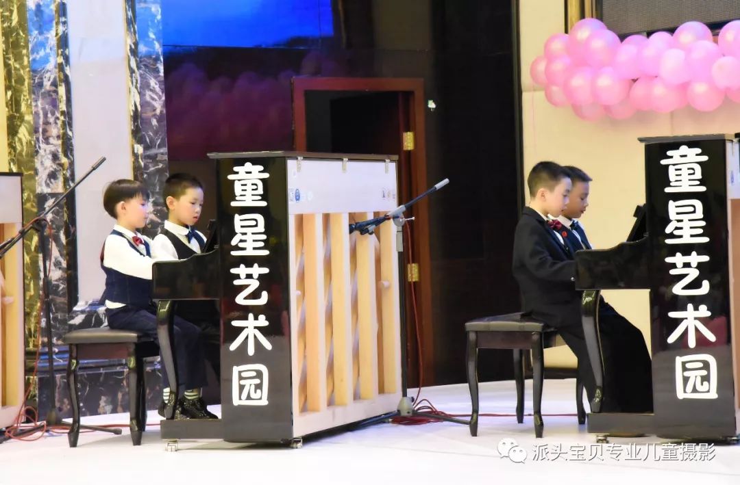 表演:何亮豫,陈照颖,黄铭泓,梅开轩,吴毓函,王瑜浩,陈泽,何志轩 do