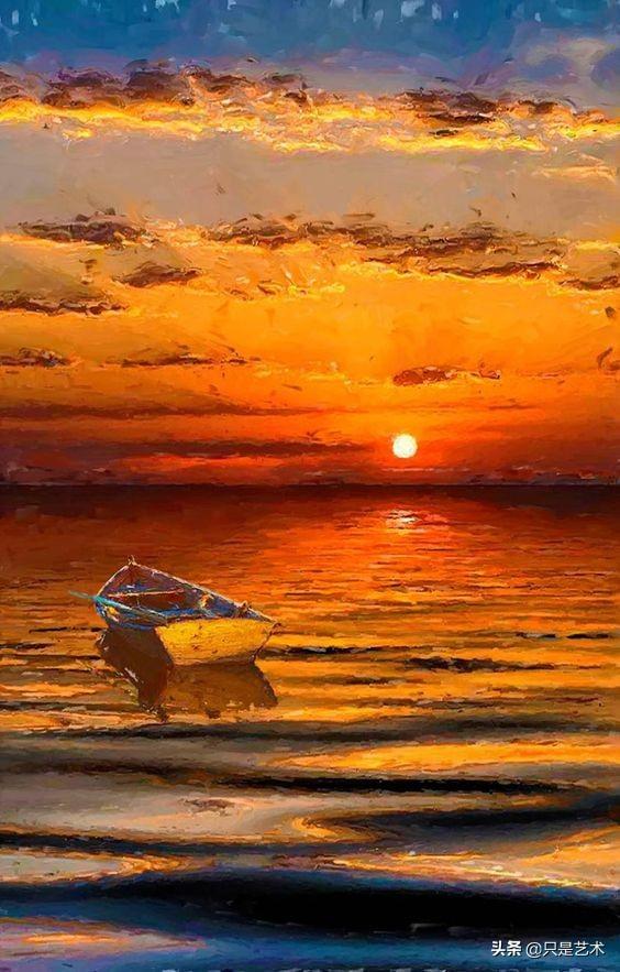 夕阳下的大海中的孤单船只,孤独且美好