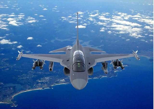 韩国继续改进f/a-50"金鹰"战斗机