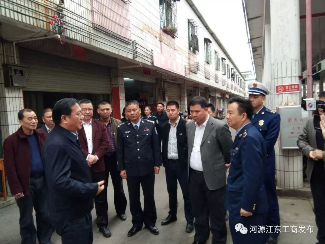 江东新区孔德胜书记率队深入到桥东农贸市场检查"两节"期间市场监管