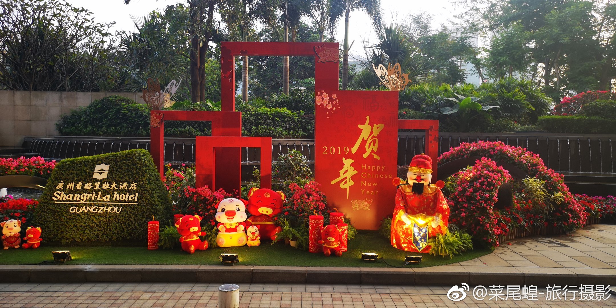 来广东如何过大年?逛花街看灯会喝早茶地道广州春节攻略