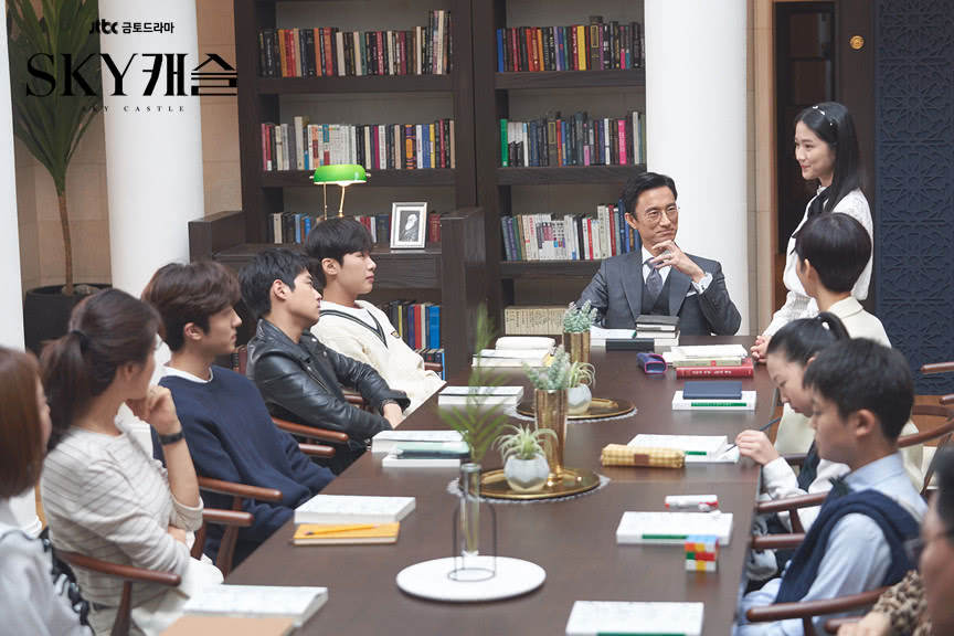 国内最应该翻拍的韩剧《天空之城》,为人父母的都应该看一下!
