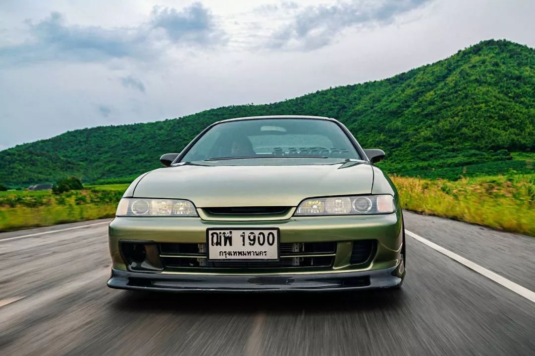 本田党 | 这颜色的本田integra type r dc2 怎么样?