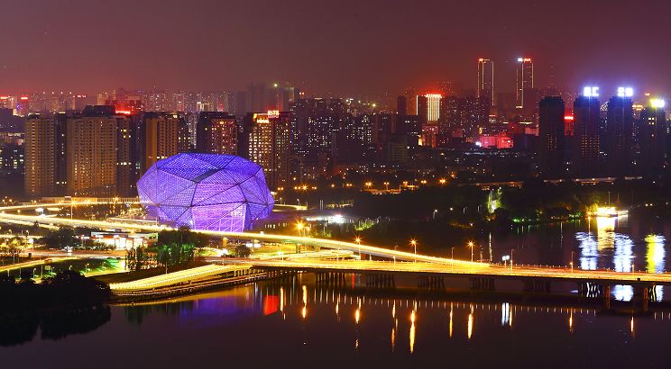 万达广场 奥体中心 市府广场 沈阳夜景 当你从飞机上看到沈阳近在眼前