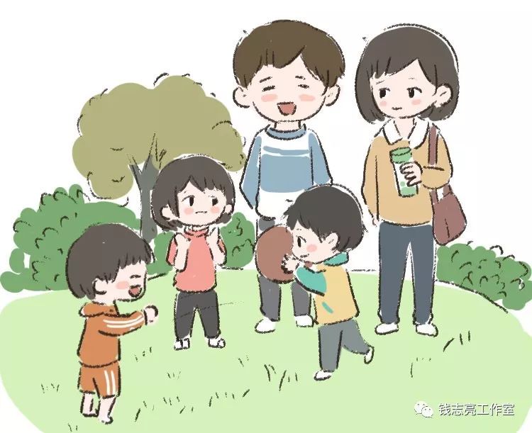 在幼儿园里,孩子慢慢的学会过集体生活,学会与人相处.