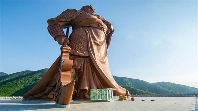 中國最「牛」的兩座雕像：一座坐落山西，另一座位於四川 未分類 第1張