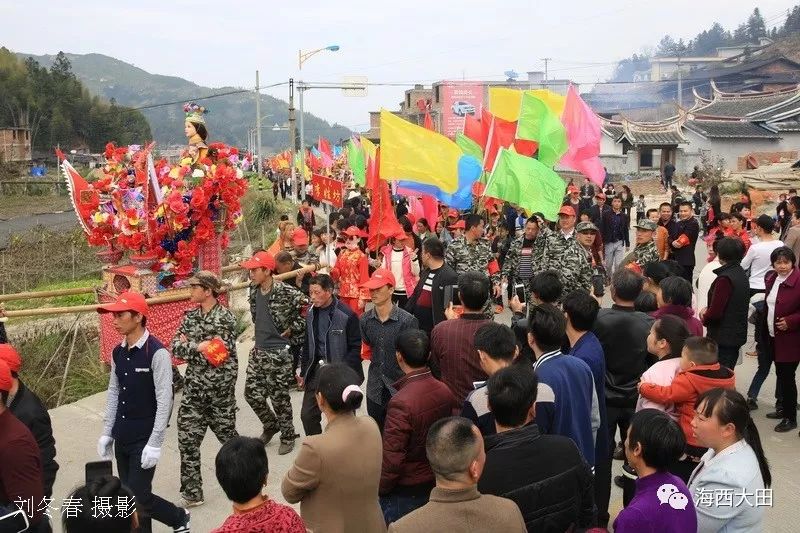 坑圈龙广平黑狮探水福塘迎龙庆元宵魁城迎佛民俗华溪稻草龙内洋赛猪会