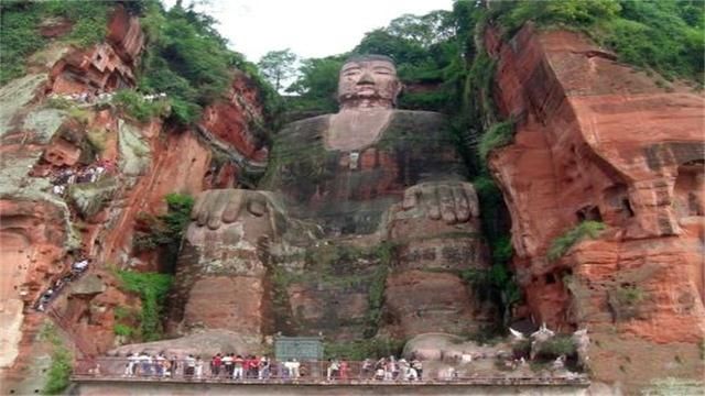 中國最「牛」的兩座雕像：一座坐落山西，另一座位於四川 未分類 第4張