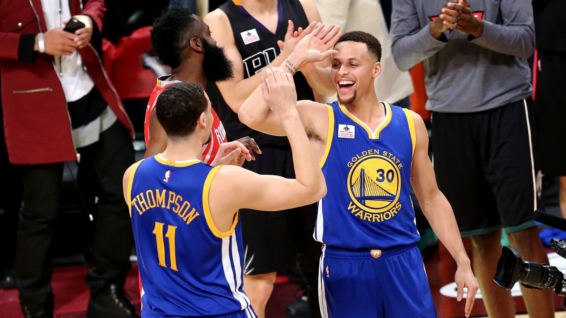 库里加冕 NBA 历史三分王！全新 Curry 9 开启预售！ - 哔哩哔哩