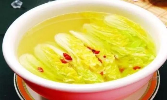 国宴名菜"开水白菜",看完制作过程感叹:白菜1元,开水2