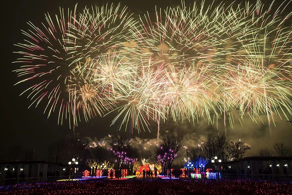 大年初一夜,明珠湾广场燃爆了整个庄河!