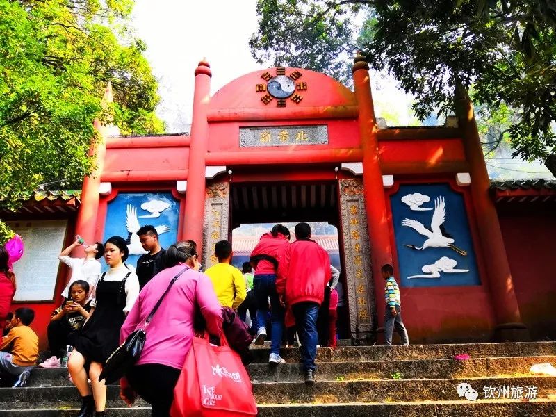 直击现场让我们一起去灵山六峰山看看祈福盛况