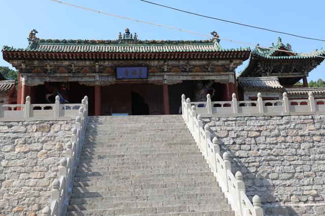 老醯儿带你走进太原崛围山多福寺