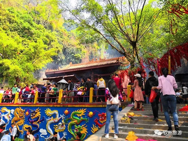 直击现场让我们一起去灵山六峰山看看祈福盛况