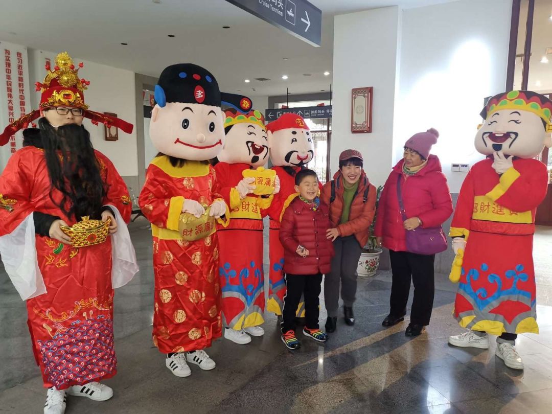 大年初五迎财神,来甪直古镇看"五福财神"巡游喽!