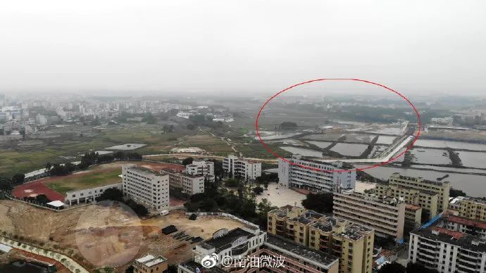 图书馆位置 据了解 坡头区图书馆或在 坡头一中附近以南的 实际位置