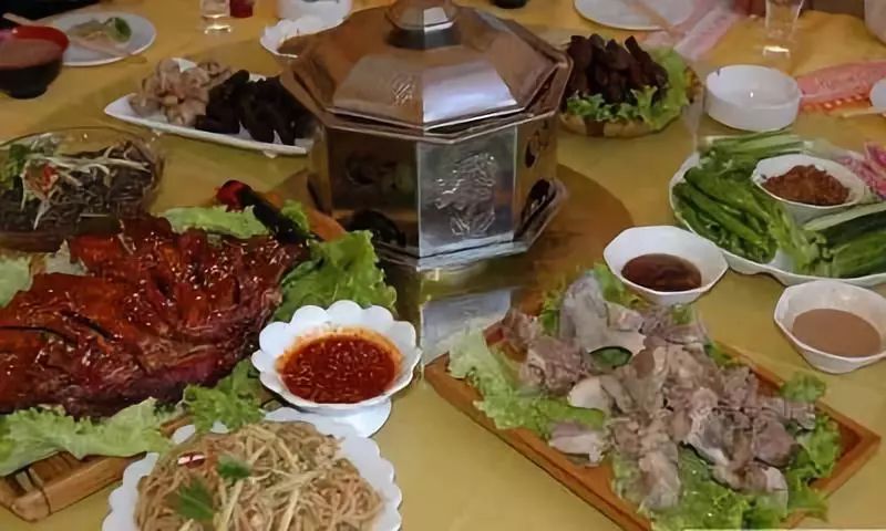 带您了解蒙古族美食——手把肉