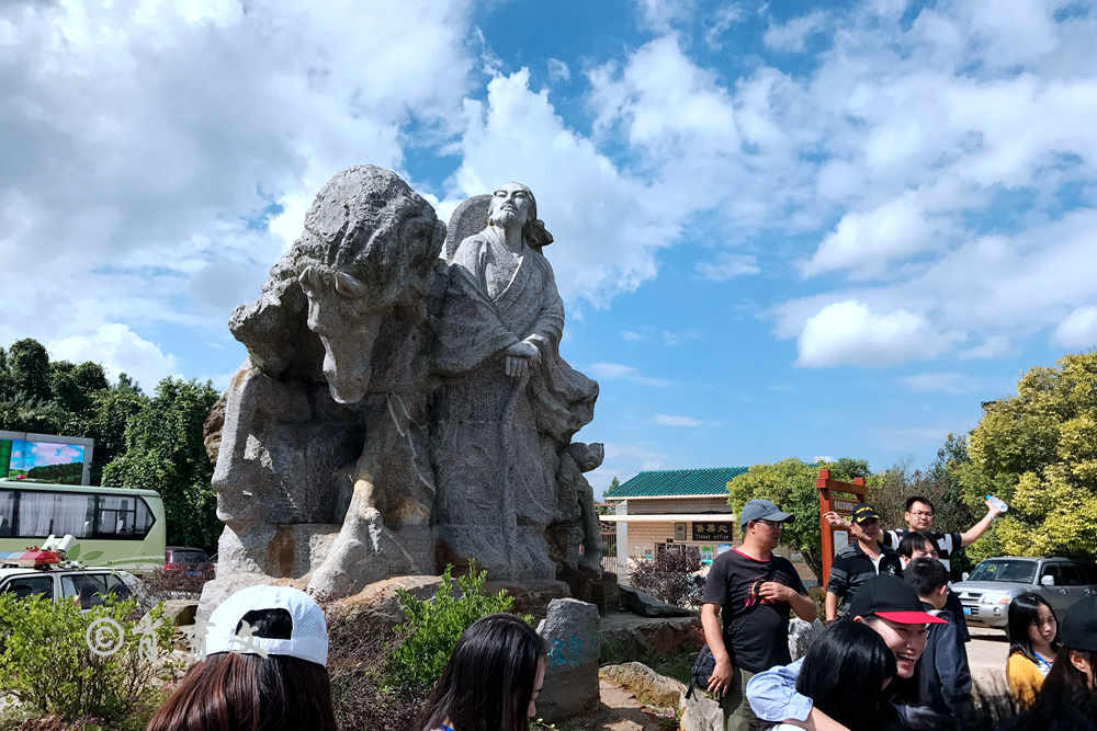 原創
            珠江的源頭竟然在雲南的這個山坡里，300年前徐霞客就去探尋過 旅遊 第5張