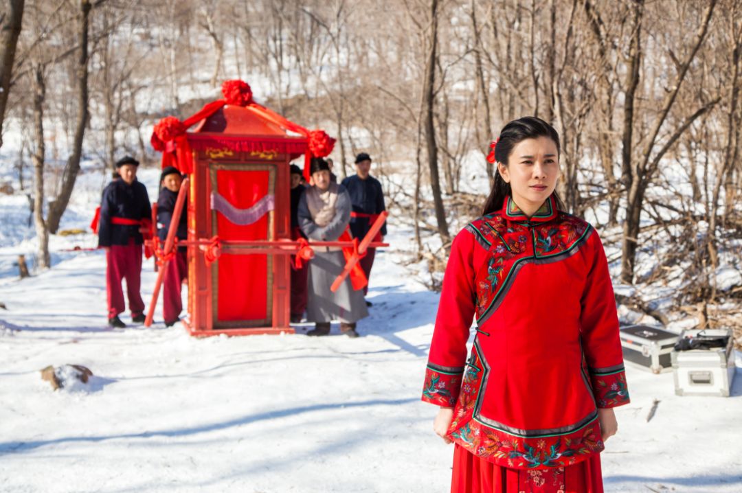 上新剧啦!《雪地娘子军》~女中豪杰,叱咤雪原