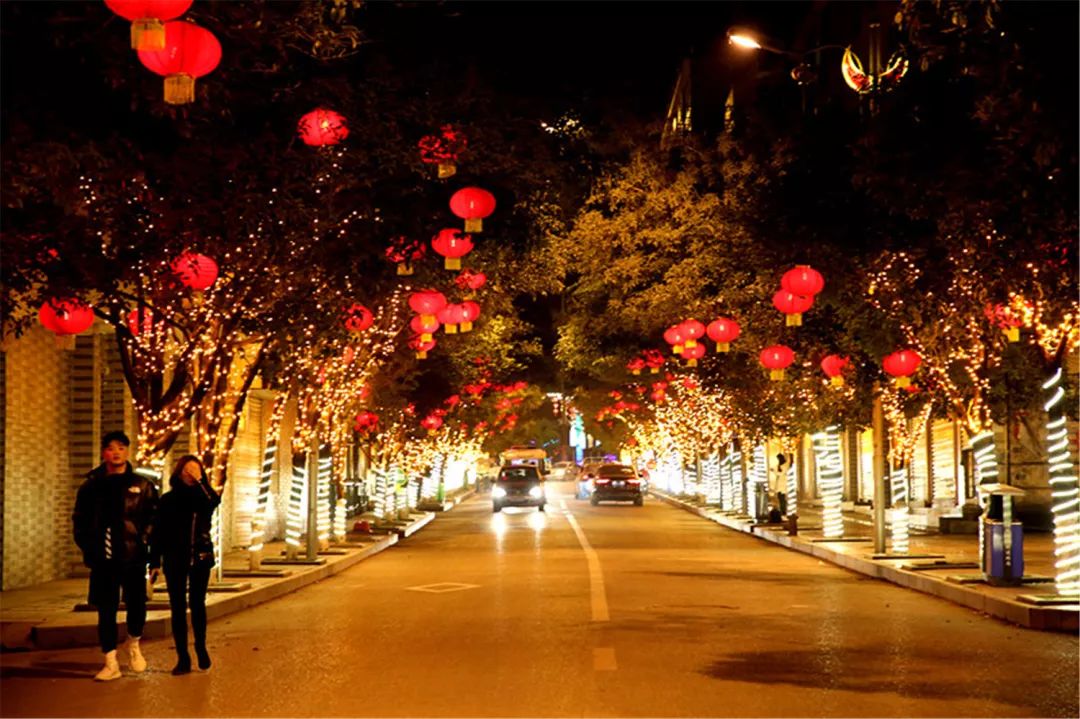 曲谱花开花谢又一年_花开花谢又是一年图片