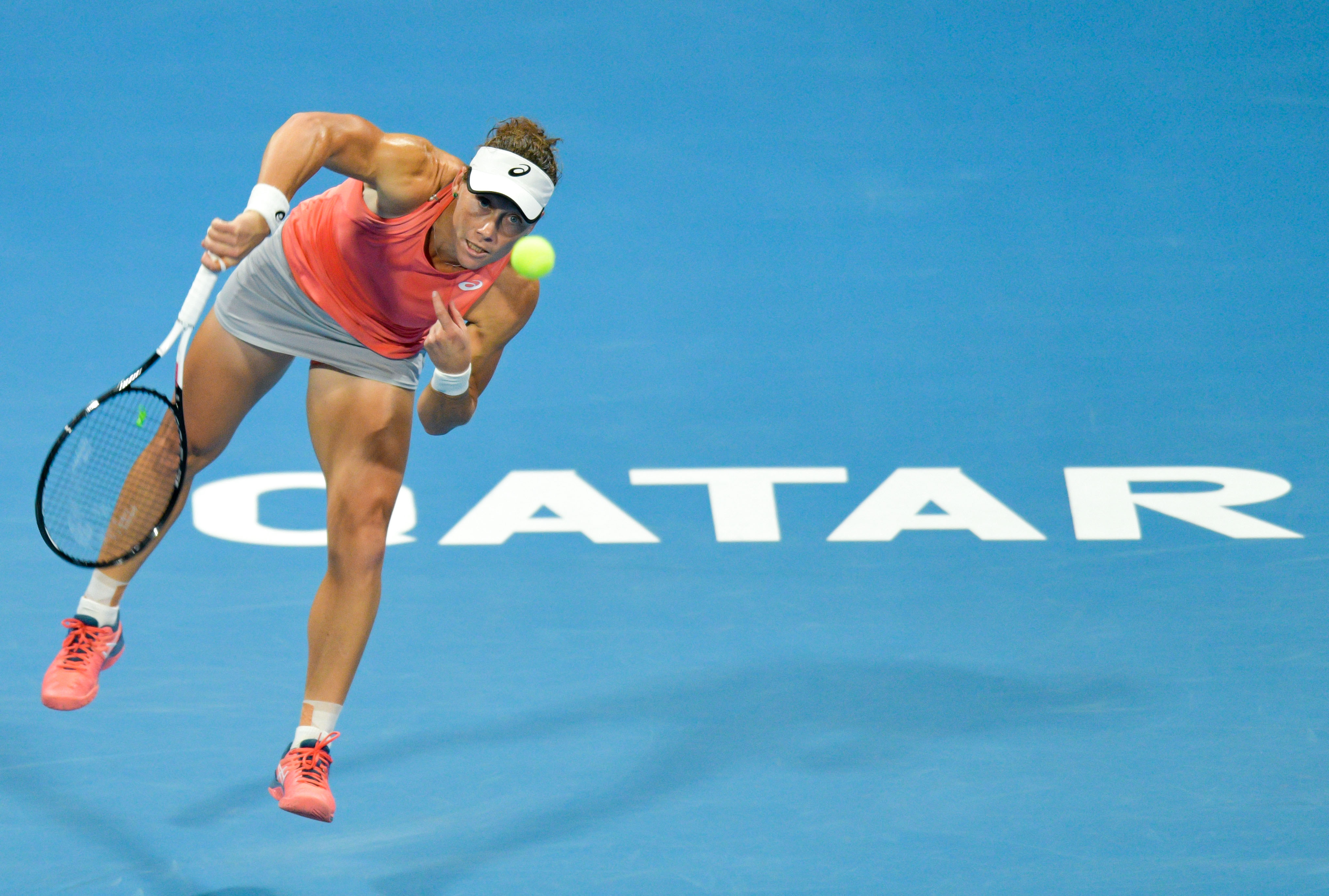 网球丨卡塔尔公开赛:布林科娃淘汰斯托瑟