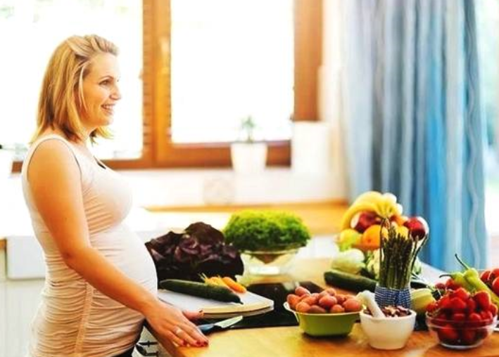 懷孕後常吃這5類食物，寶寶的睫毛可能又黑又長，孕媽不妨一試 親子 第1張