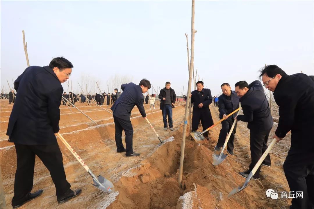 六镇村人口_湖南宜章一六镇北岸村