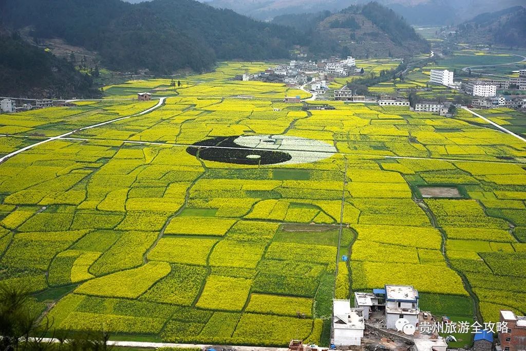 10,开阳十里画廊"十里画廊"乡村旅游区毗邻贵开高等级公路,距贵阳市46