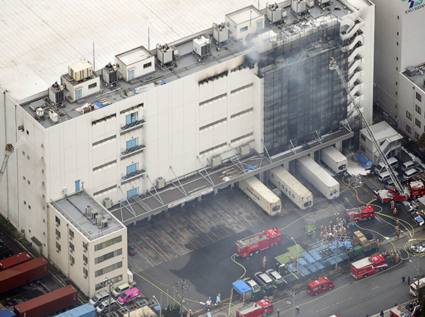 日本東京一物流倉庫失火造成3人死亡 國際 第1張