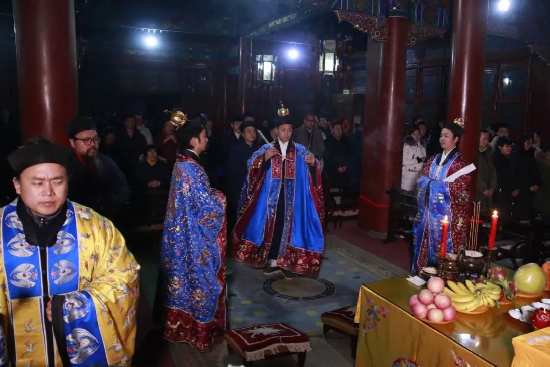 明天是己亥年正月初九,今天晚六点,北京白云观在老律堂隆重举行庆贺