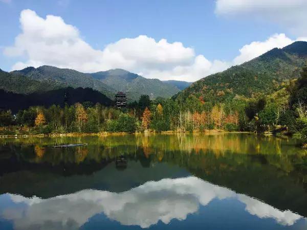 沐汤里温泉,酣畅淋漓